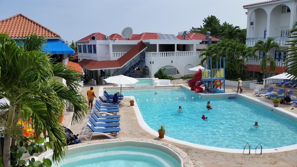 Franklyn D Resort & Spa All Inclusive Runaway Bay Esterno foto